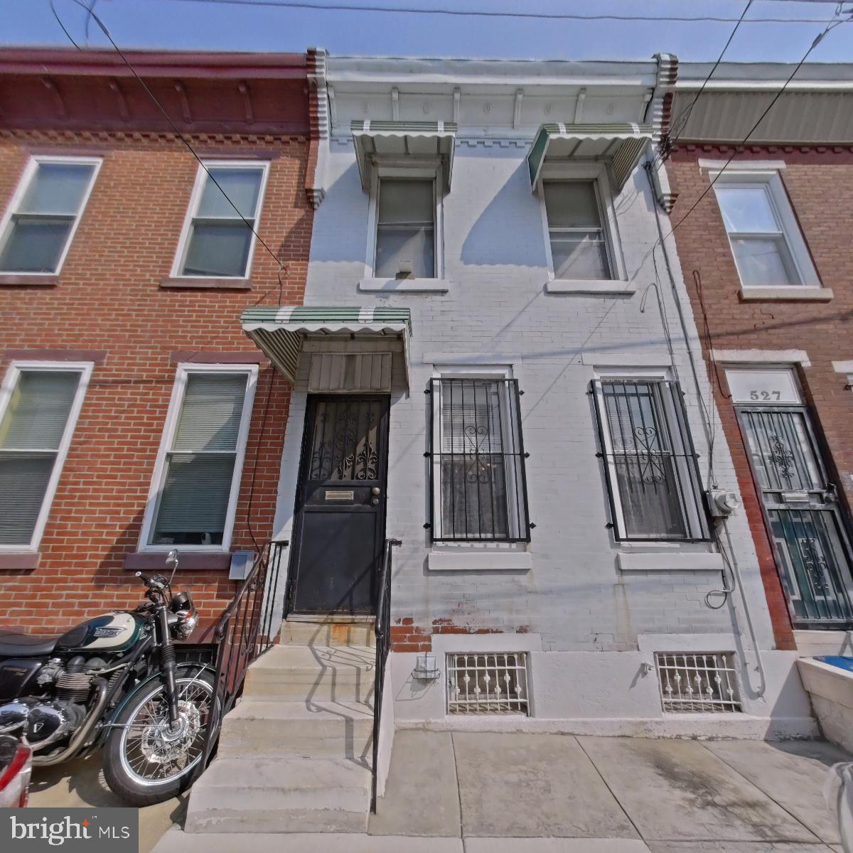 529 Tree Street Philadelphia, PA 19148 - Photo 9 of 31 Front Exterior
