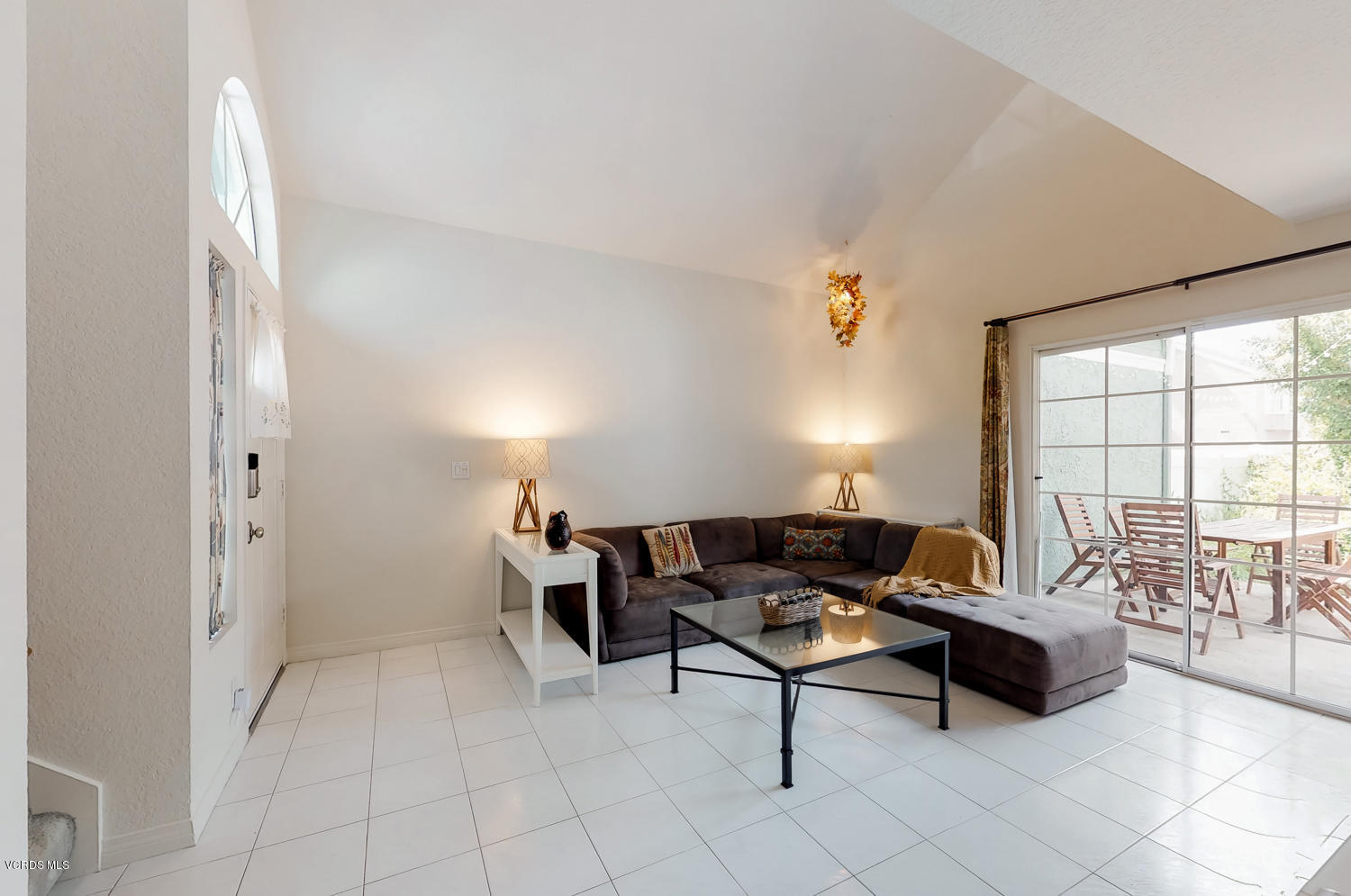 1842 Rory Lane, Unit 6 Simi Valley, CA 93063 - Photo 8 of 15 1842 Rory LR