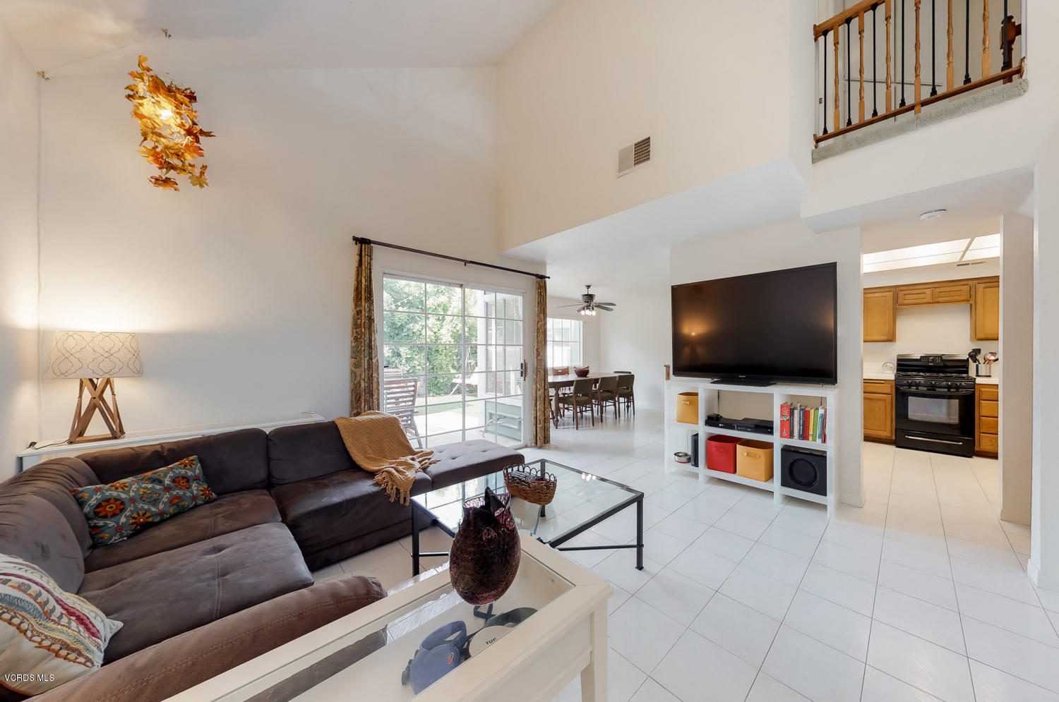 1842 Rory Lane, Unit 6 Simi Valley, CA 93063 - Photo 10 of 15 1842 Rory LR2