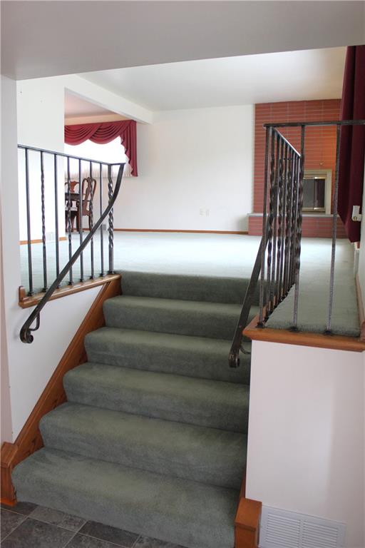204 Ellsworth Street California, PA 15419 - Photo 21 of 27 a view of entryway