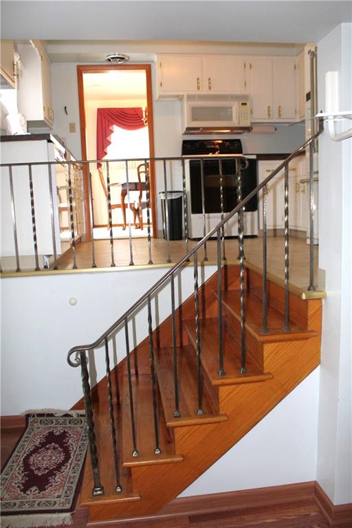 204 Ellsworth Street California, PA 15419 - Photo 9 of 27