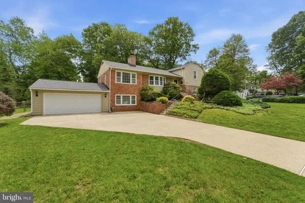 $749,900 | 12719 Two Farm Drive, Silver Spring, MD 20904