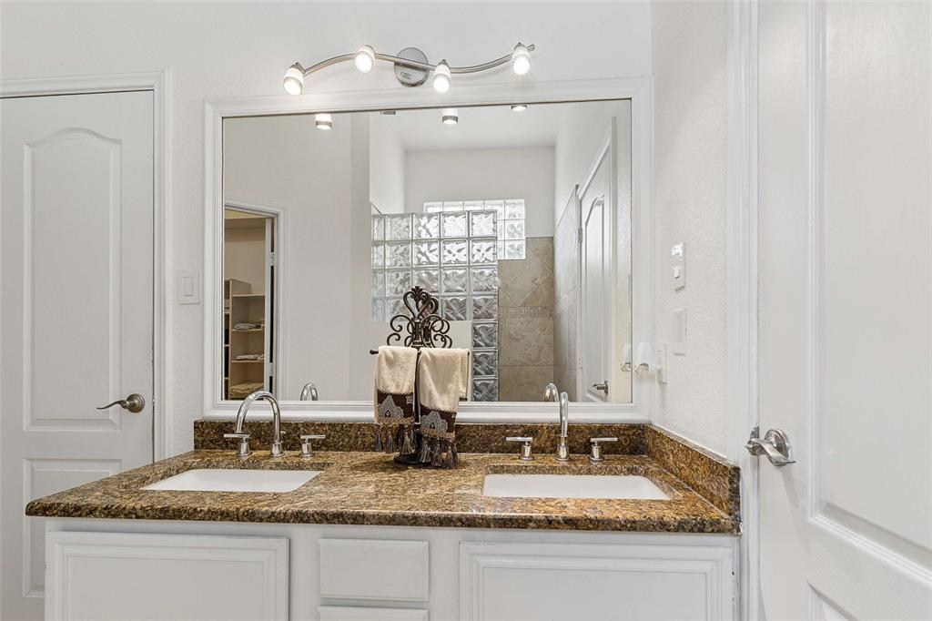 672 Raintree Circle Coppell, TX 75019 - Photo 19 of 37