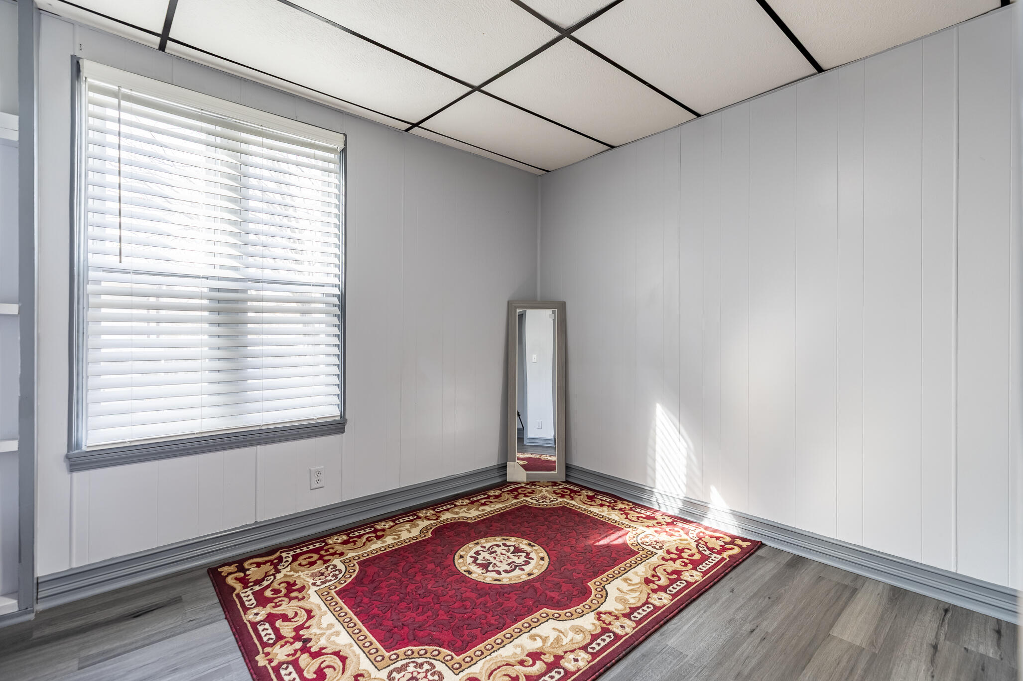 23 Mason Street Hammond, IN 46320 - Photo 19 of 62 a view of an empty room and window