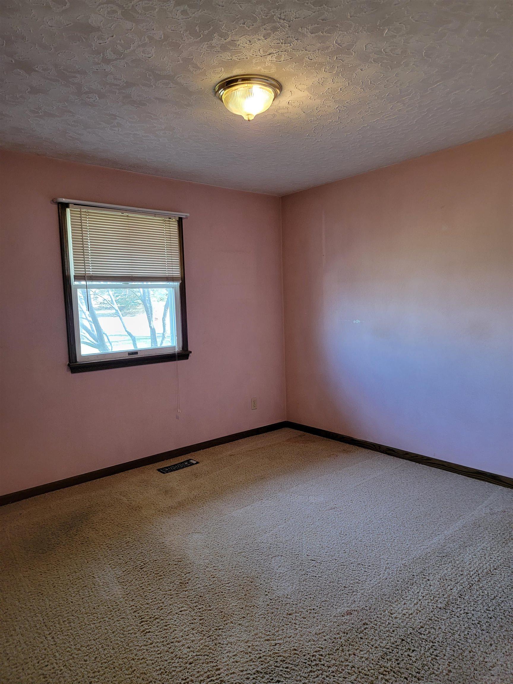 523 Reyling Drive Jasper, IN 47546 - Photo 7 of 13 Gallery Image 7