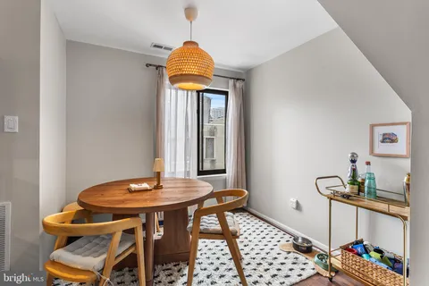 $549,000 | 817 Kater Street, Unit B, Philadelphia, PA 19147