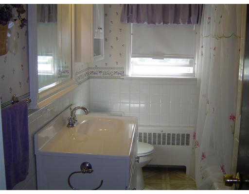49 Rowena Street Worcester, MA 01606 - Photo 11 of 11 Gallery Image 11