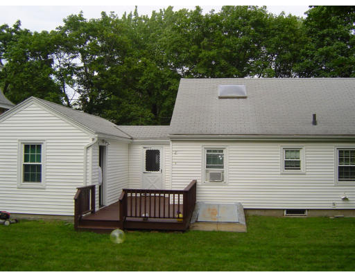 49 Rowena Street Worcester, MA 01606 - Photo 2 of 11 Gallery Image 2