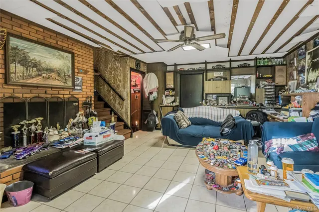 $699,000 | 15 Wayne Way, White Plains, NY 10607