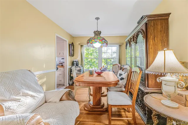 $699,000 | 15 Wayne Way, White Plains, NY 10607