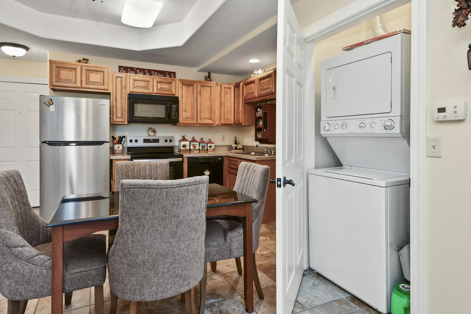 180 Grace Chapel Road, Unit 214 Blue Eye, MO 65611 - Photo 10 of 29 Washer/Dryer