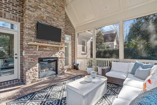 $1,650,000 | 3005 Greyhawk Place, Apex, NC 27539