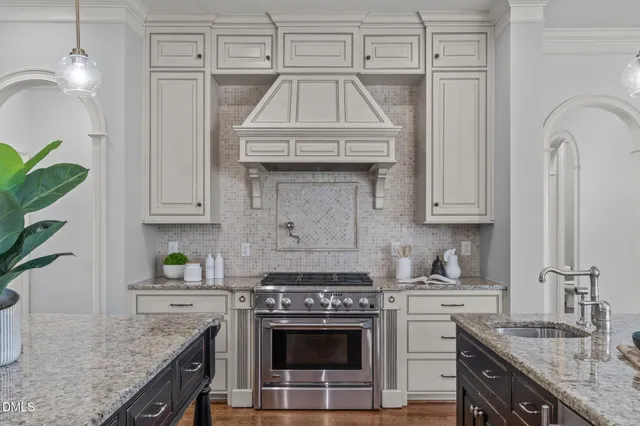 $1,650,000 | 3005 Greyhawk Place, Apex, NC 27539