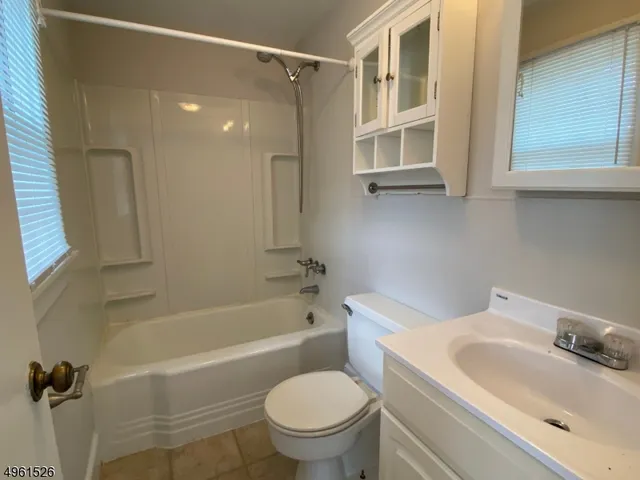 $1,750 | 10 Church Street, Unit A, Bernardsville, NJ 07924