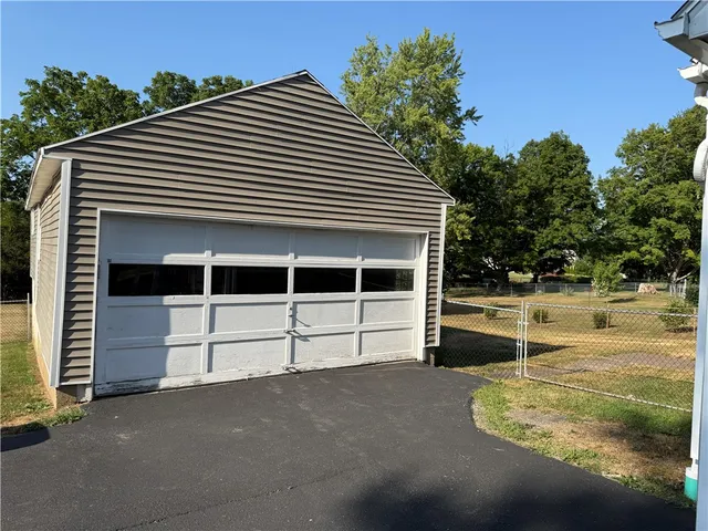 $2,100 | 2448 Westside Drive, Ogden, NY 14514