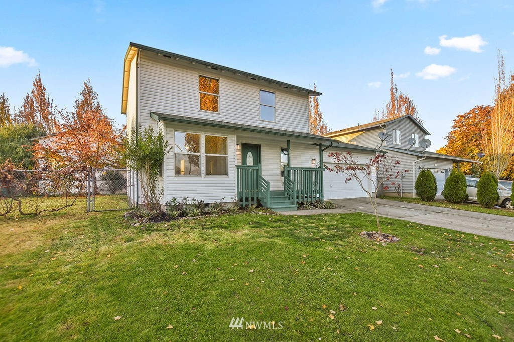 255 Colorado Street Longview, WA 98632 - Photo 1 of 18 Gallery Image 1