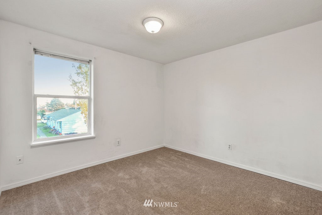 255 Colorado Street Longview, WA 98632 - Photo 12 of 18 Gallery Image 12