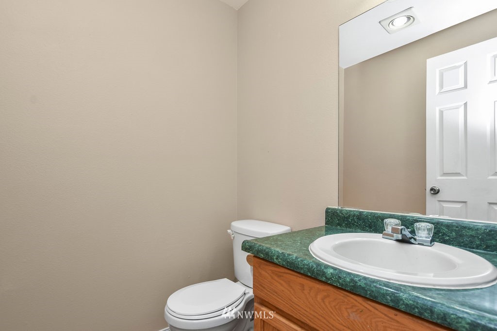 255 Colorado Street Longview, WA 98632 - Photo 6 of 18 Gallery Image 6