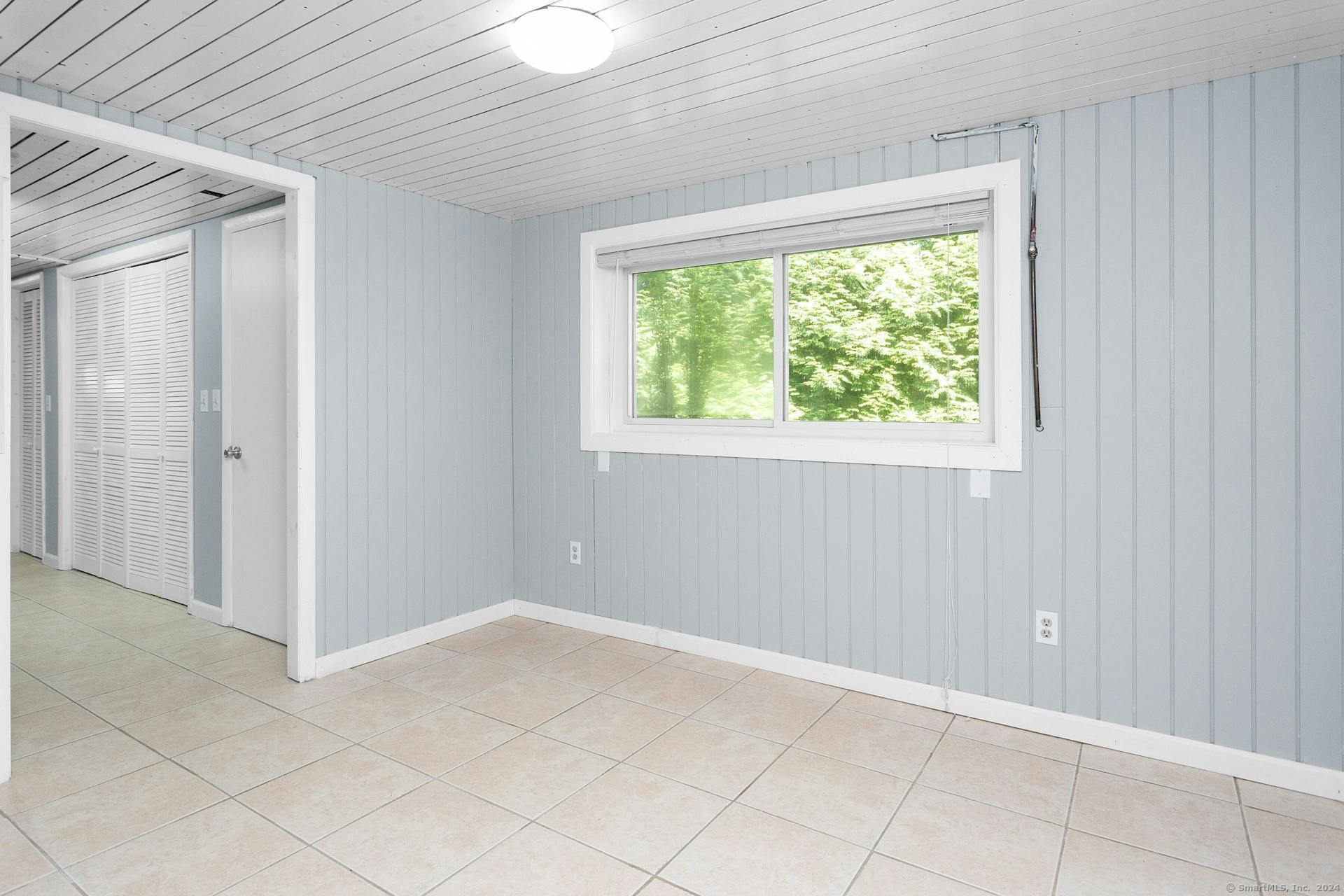 5 Wakerobin Road Norwalk, CT 06851 - Photo 18 of 27 Finished lower level...use as a rec space, family room