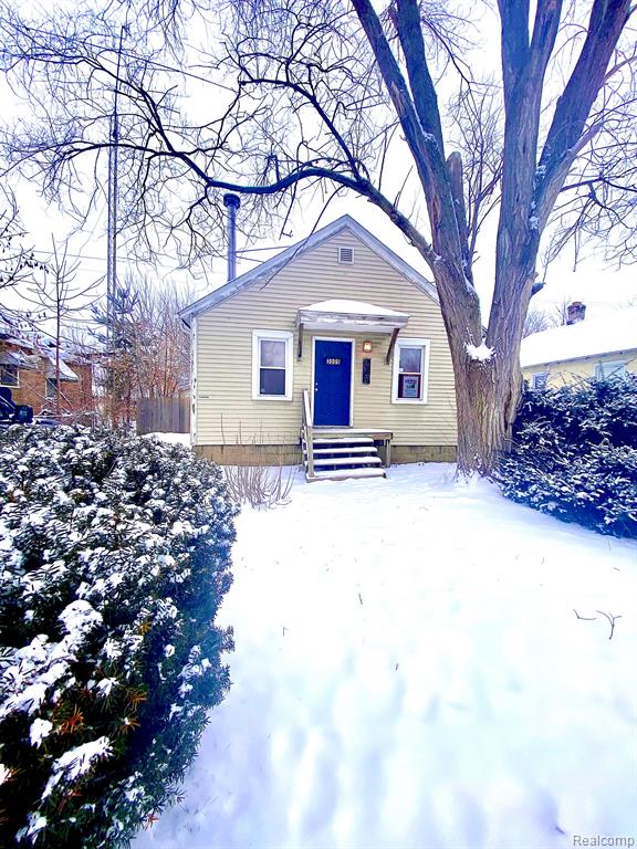 3509 Davison Road Flint, MI 48506 - Photo 2 of 13