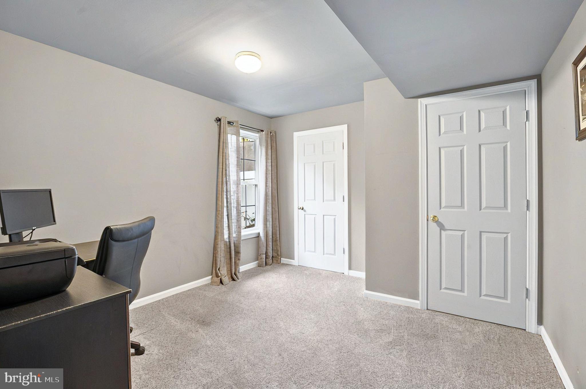 20 Pebble Creek Drive Lititz, PA 17543 - Photo 24 of 45 a view of livingroom with furniture