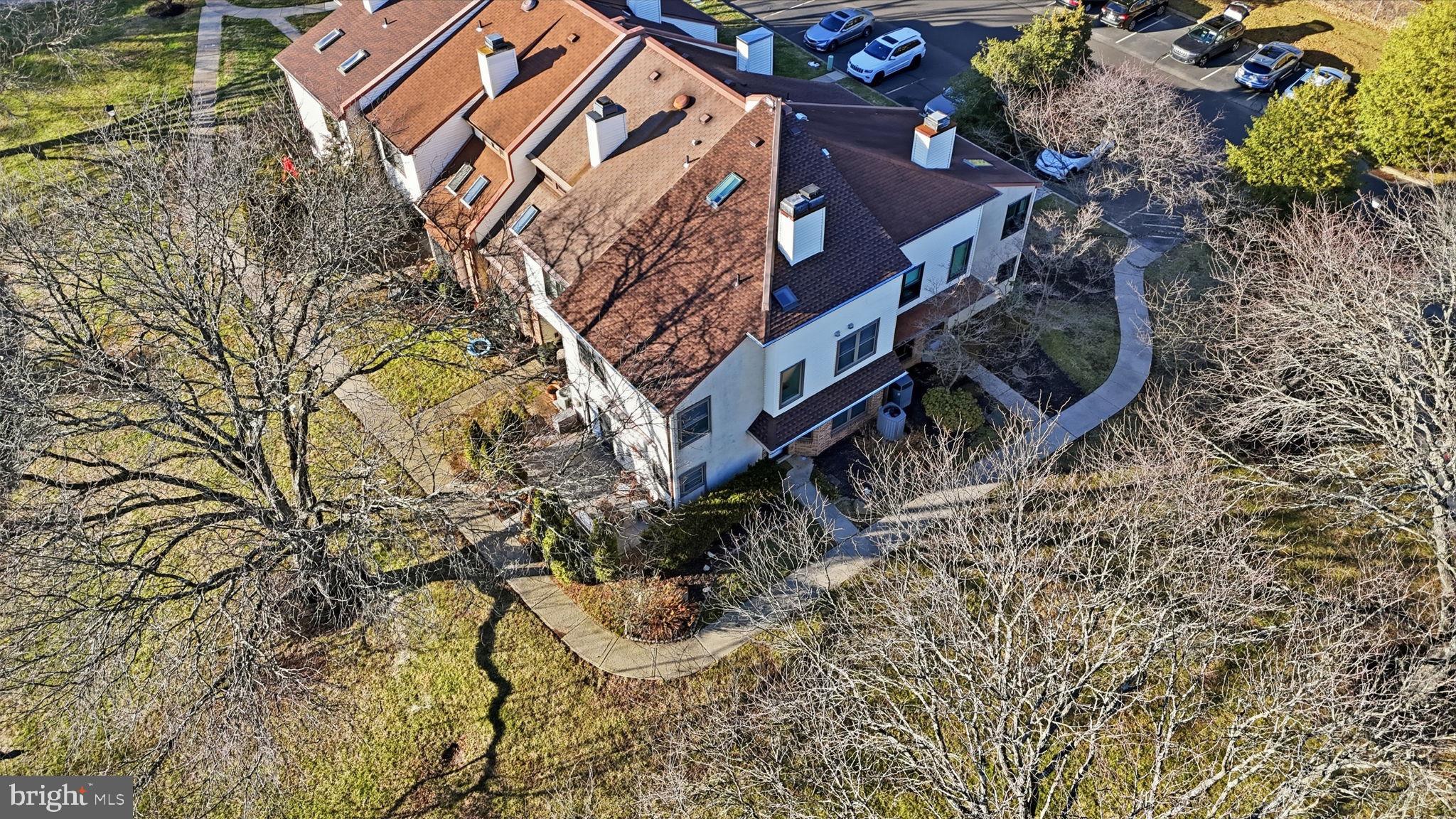 2 Heather Court Newtown, PA 18940 - Photo 28 of 34 a backyard of a house with lots of green space