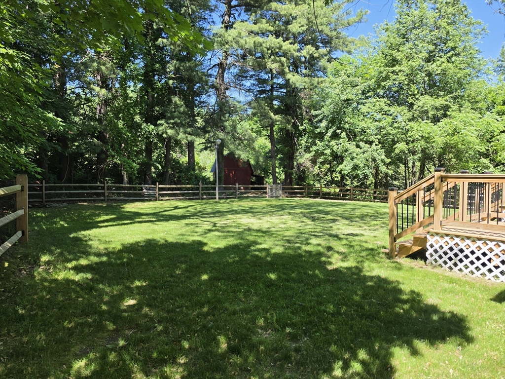 202 Sunny Hill Road Lunenburg, MA 01462 - Photo 5 of 8