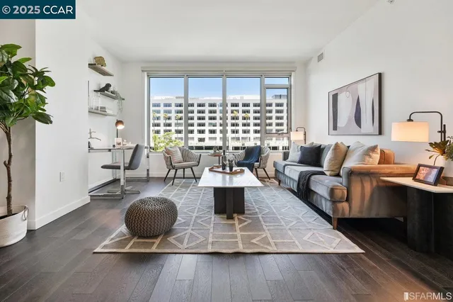 $4,550 | 1000 3rd Street, Unit 204, San Francisco, CA 94158