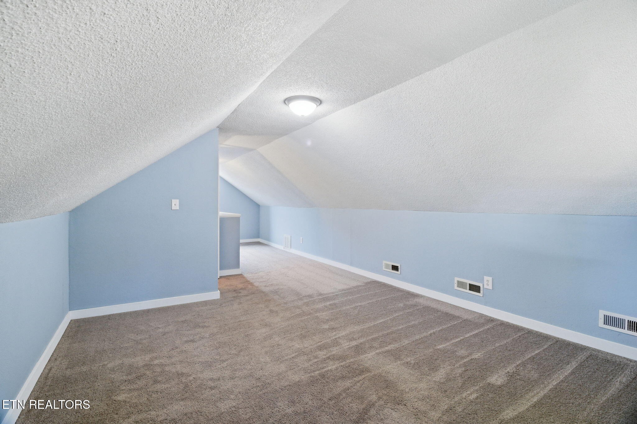 2540 Mentor Road Louisville, TN 37777 - Photo 19 of 30 Bedroom 3