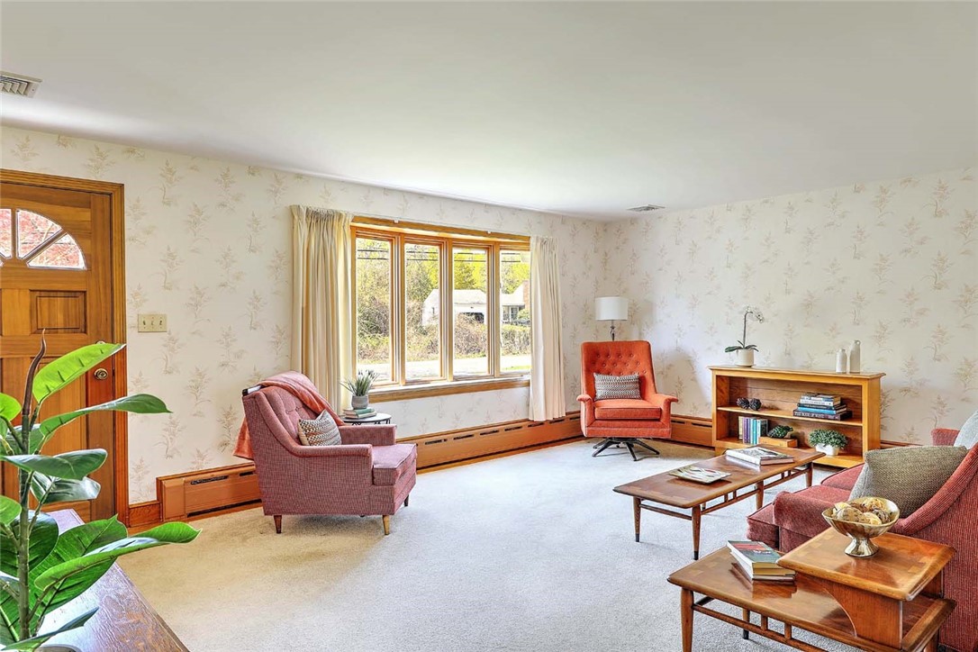 143 Sharps Lot Road Swansea, MA 02777 - Photo 5 of 25 Gallery Image 5