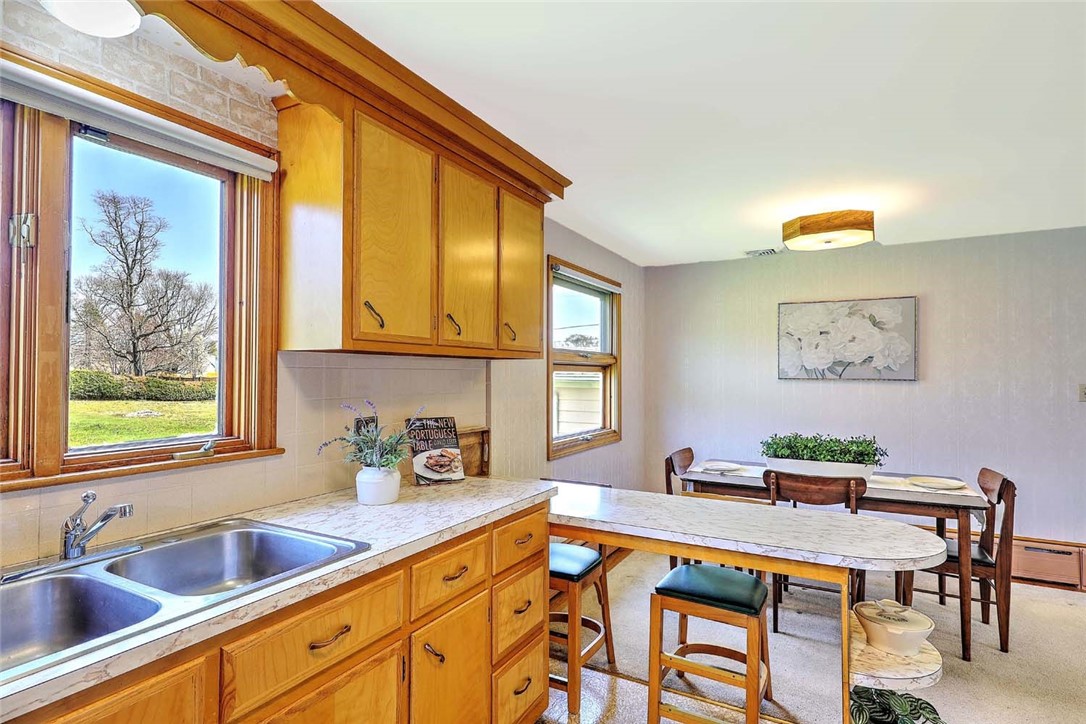 143 Sharps Lot Road Swansea, MA 02777 - Photo 9 of 25 Gallery Image 9