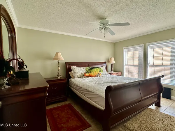 $475,000 | 2138 Eagle Lake Shore Road, Vicksburg, MS 39183
