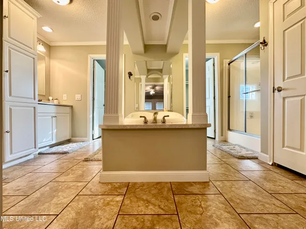 $475,000 | 2138 Eagle Lake Shore Road, Vicksburg, MS 39183