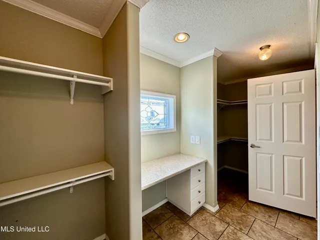 $475,000 | 2138 Eagle Lake Shore Road, Vicksburg, MS 39183