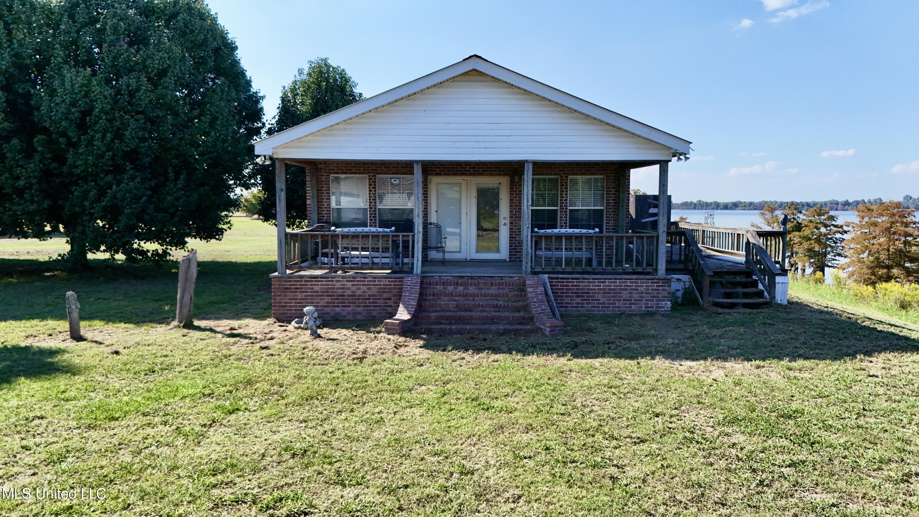 2138 Eagle Lake Shore Road Vicksburg, MS 39183 - Photo 29 of 49 dji_fly_20251001_153734_0341_17594135469
