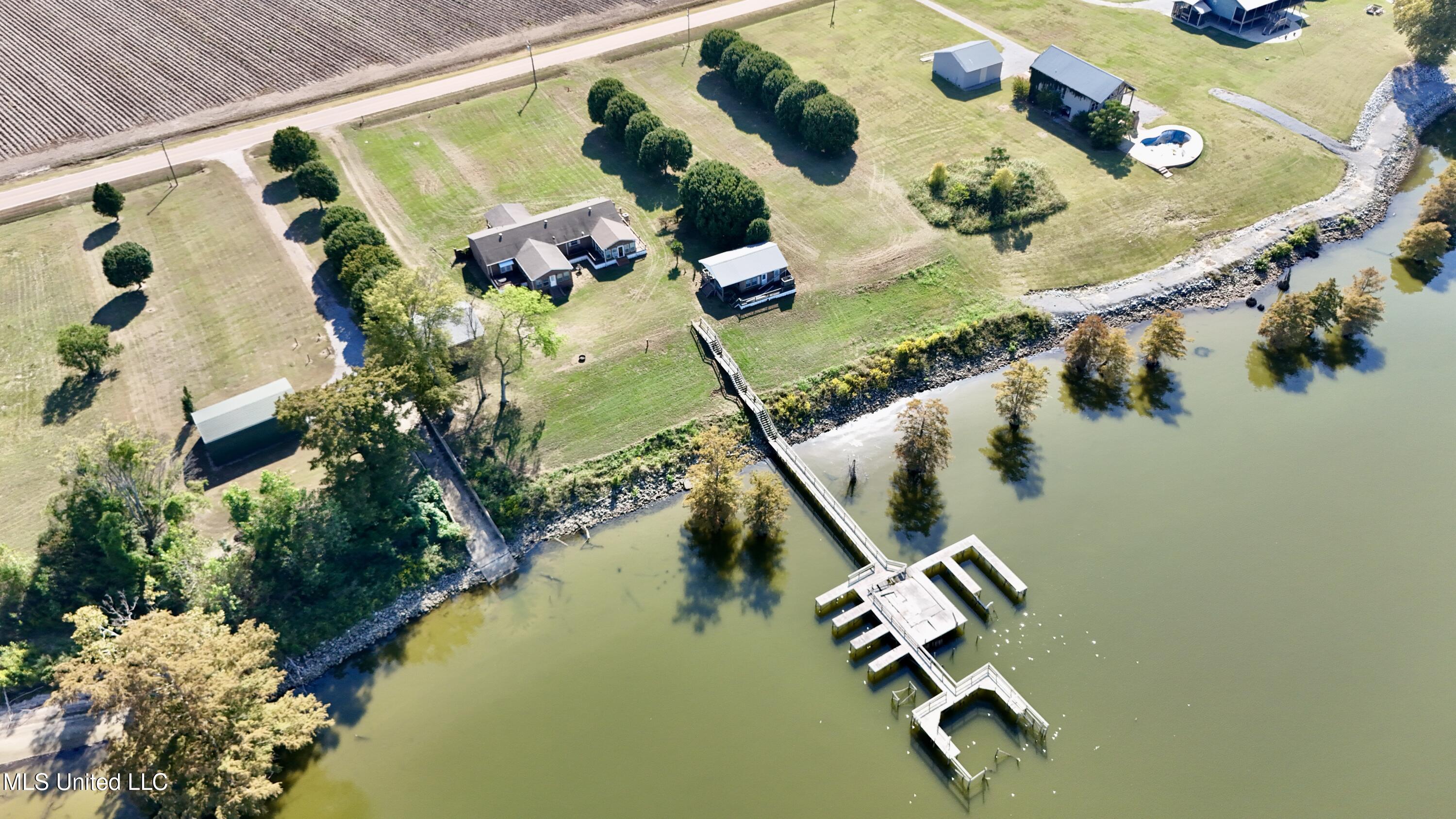 2138 Eagle Lake Shore Road Vicksburg, MS 39183 - Photo 46 of 49 dji_fly_20251001_153604_0335_17594135797