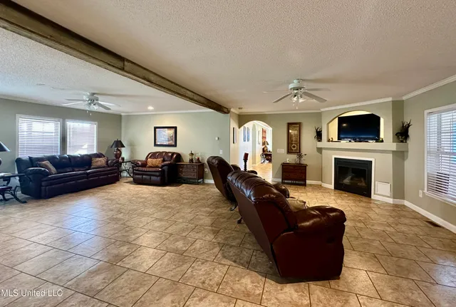 $475,000 | 2138 Eagle Lake Shore Road, Vicksburg, MS 39183