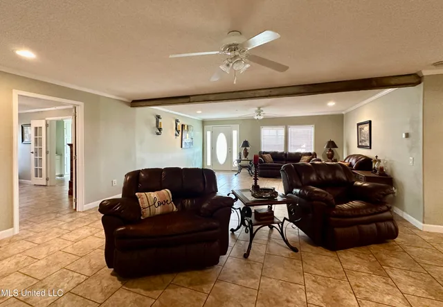 $475,000 | 2138 Eagle Lake Shore Road, Vicksburg, MS 39183