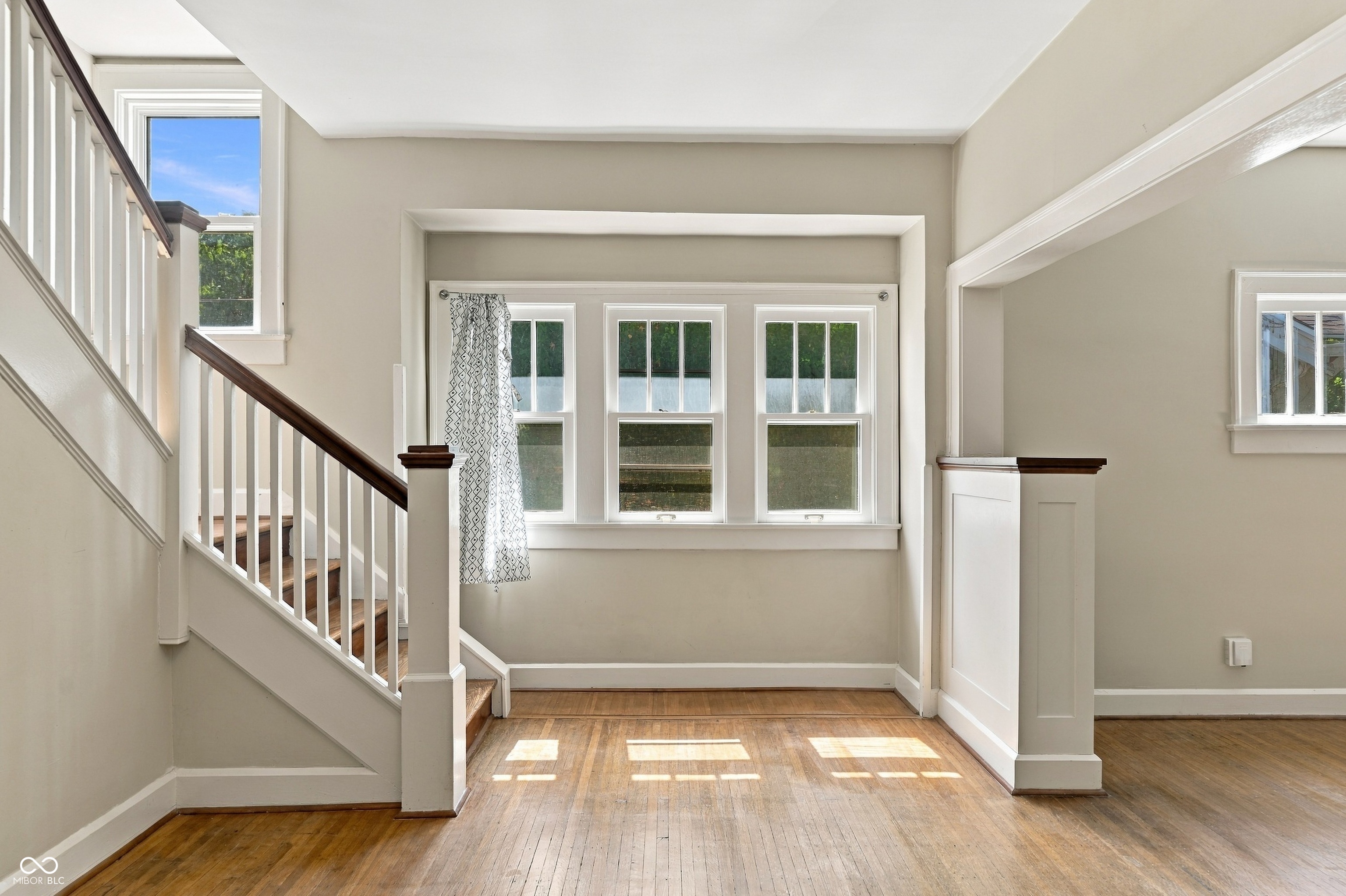 3907 Ruckle Street Indianapolis, IN 46205 - Photo 6 of 46 Gallery Image 6