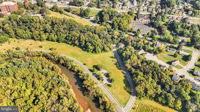 $1,850,000 | 516 Conestoga Greenway Trail, Lancaster, PA 17602