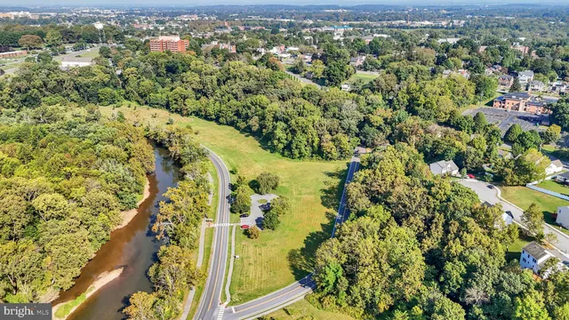 $1,850,000 | 516 Conestoga Greenway Trail, Lancaster, PA 17602