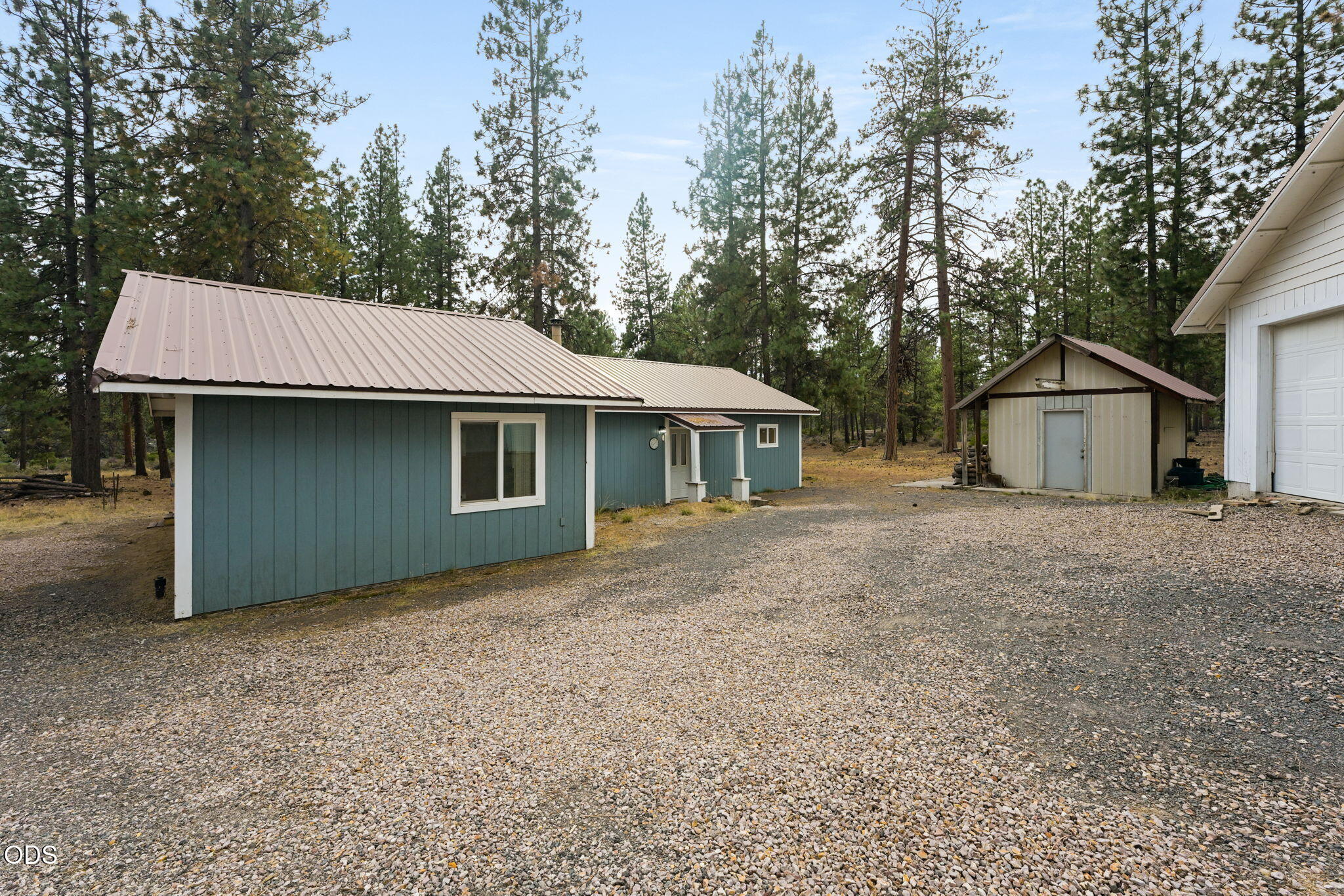 19202 Cherokee Road Bend, OR 97702 - Photo 27 of 42 Gallery Image 27