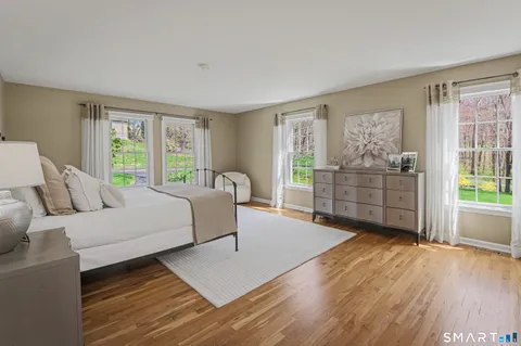 $1,650,000 | 19 Hull Place, Ridgefield, CT 06877
