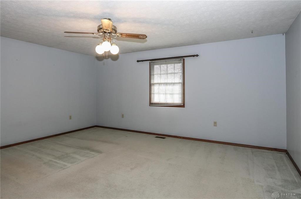 255 Tetbury Road Troy, OH 45373 - Photo 15 of 30