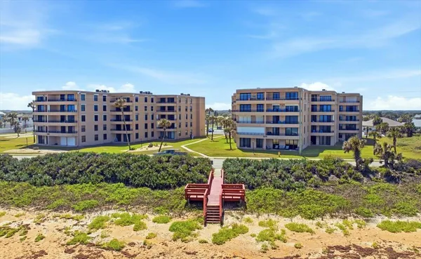 $315,000 | 3360 Ocean Shore Boulevard, Unit 307, Ormond Beach, FL 32176