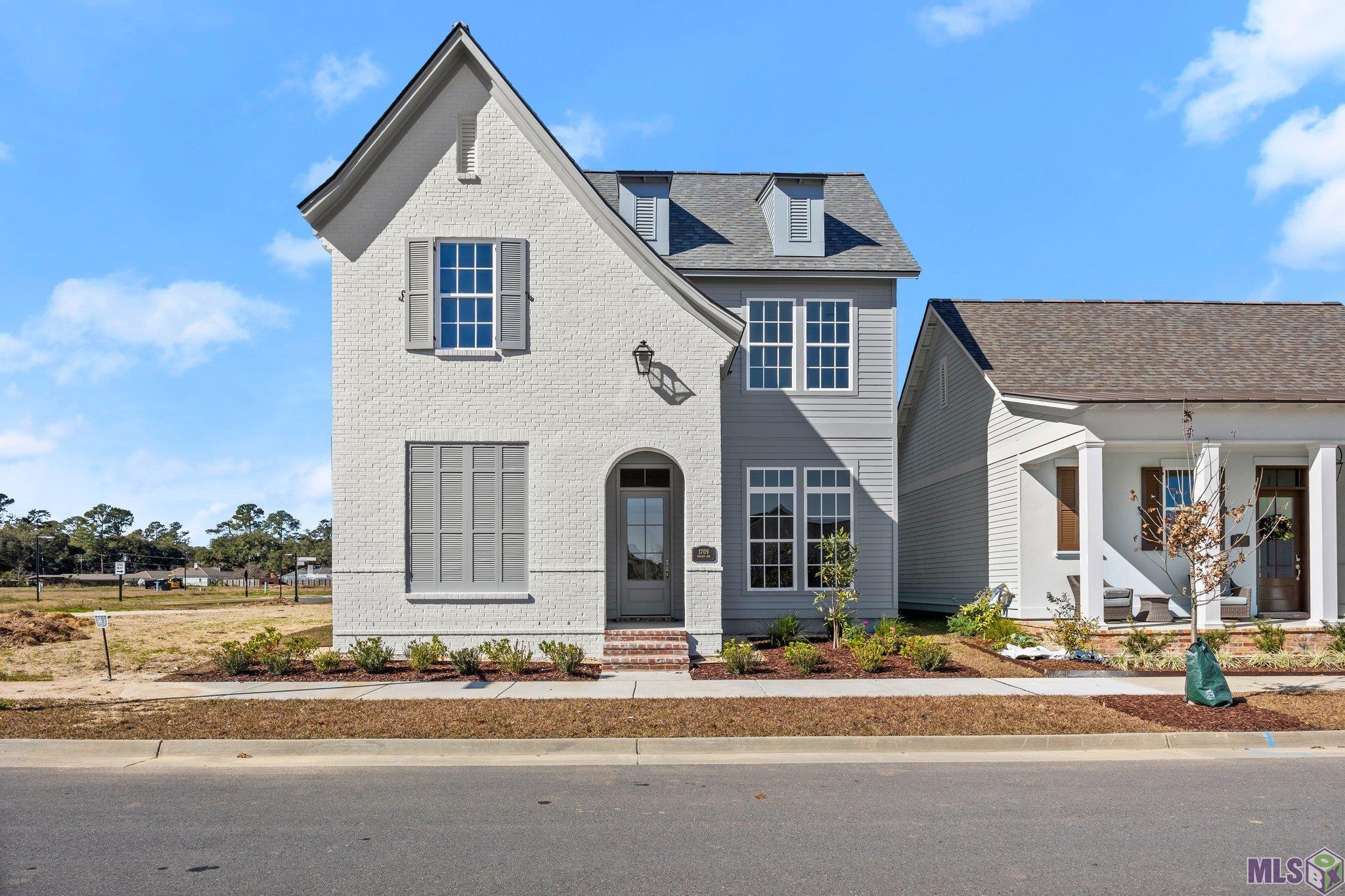 1709 Rouzan Avenue Baton Rouge, LA 70808 - Photo 1 of 38