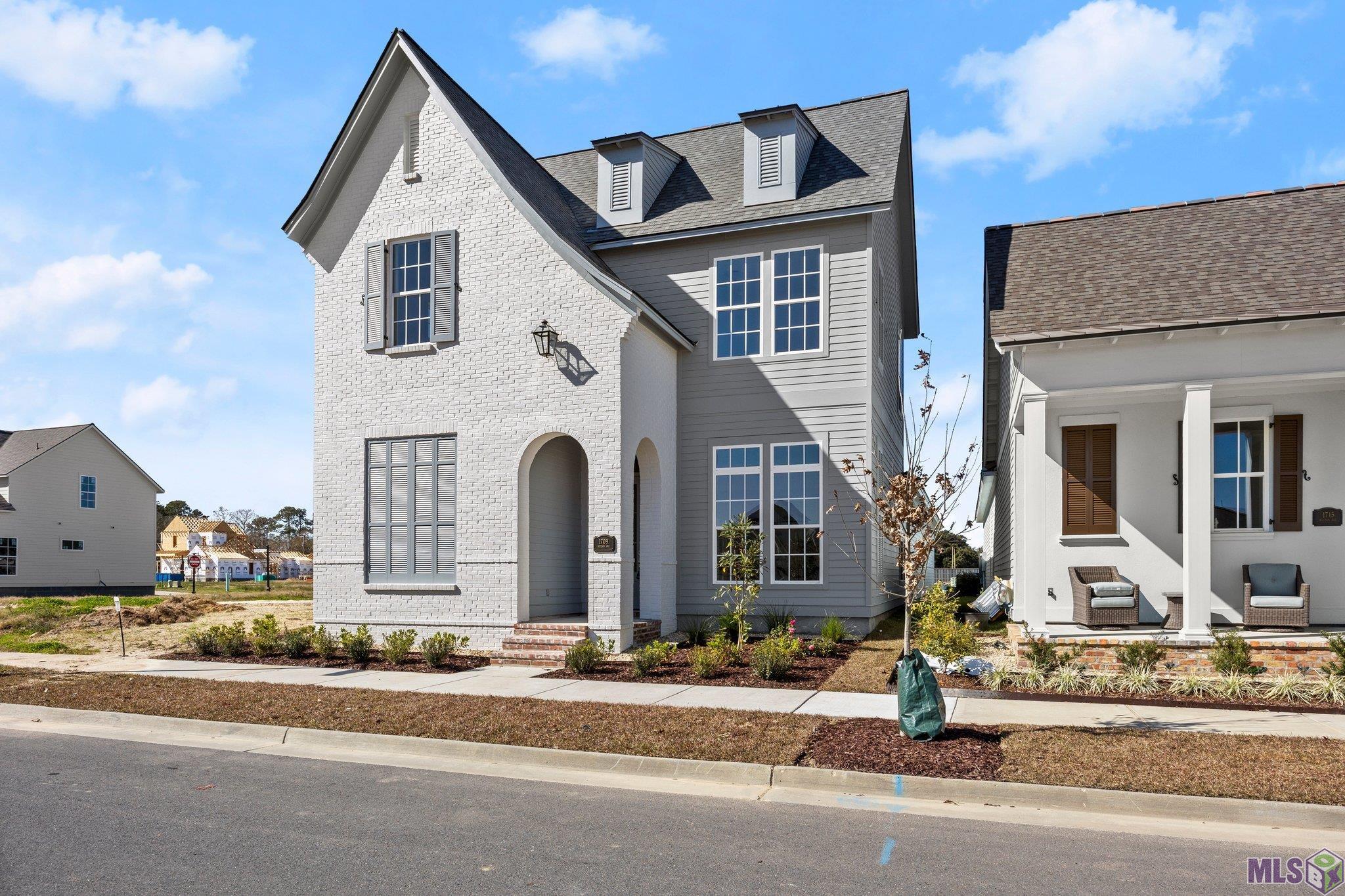 1709 Rouzan Avenue Baton Rouge, LA 70808 - Photo 2 of 38