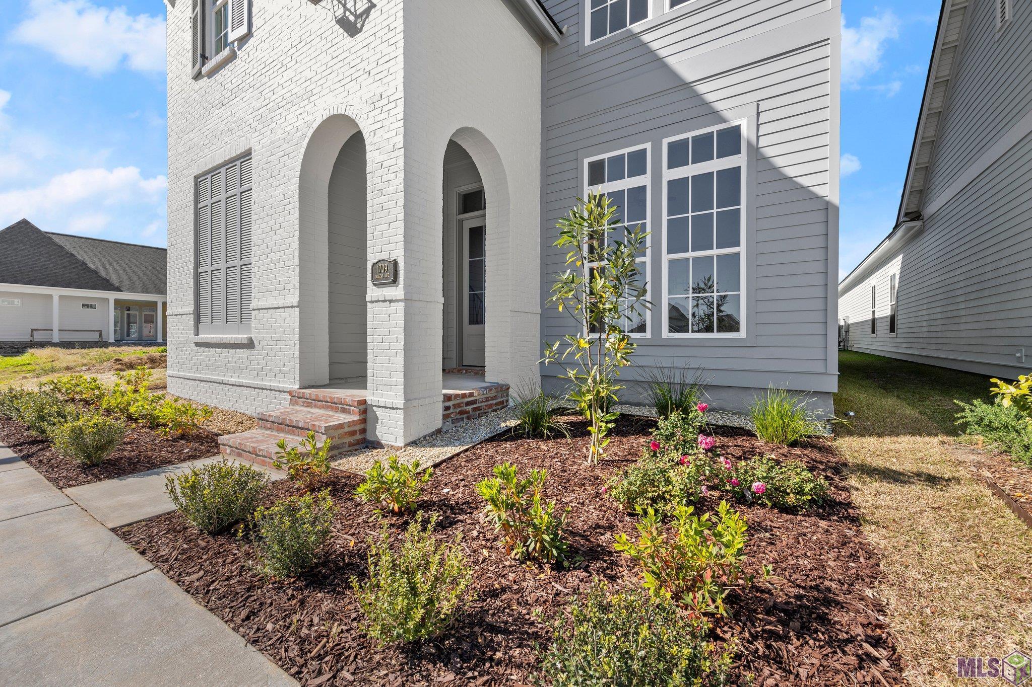 1709 Rouzan Avenue Baton Rouge, LA 70808 - Photo 3 of 38