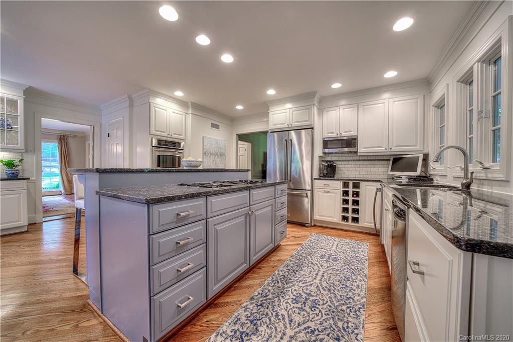 4319 Belknap Road Charlotte, NC 28211 - Photo 14 of 40 Gallery Image 14