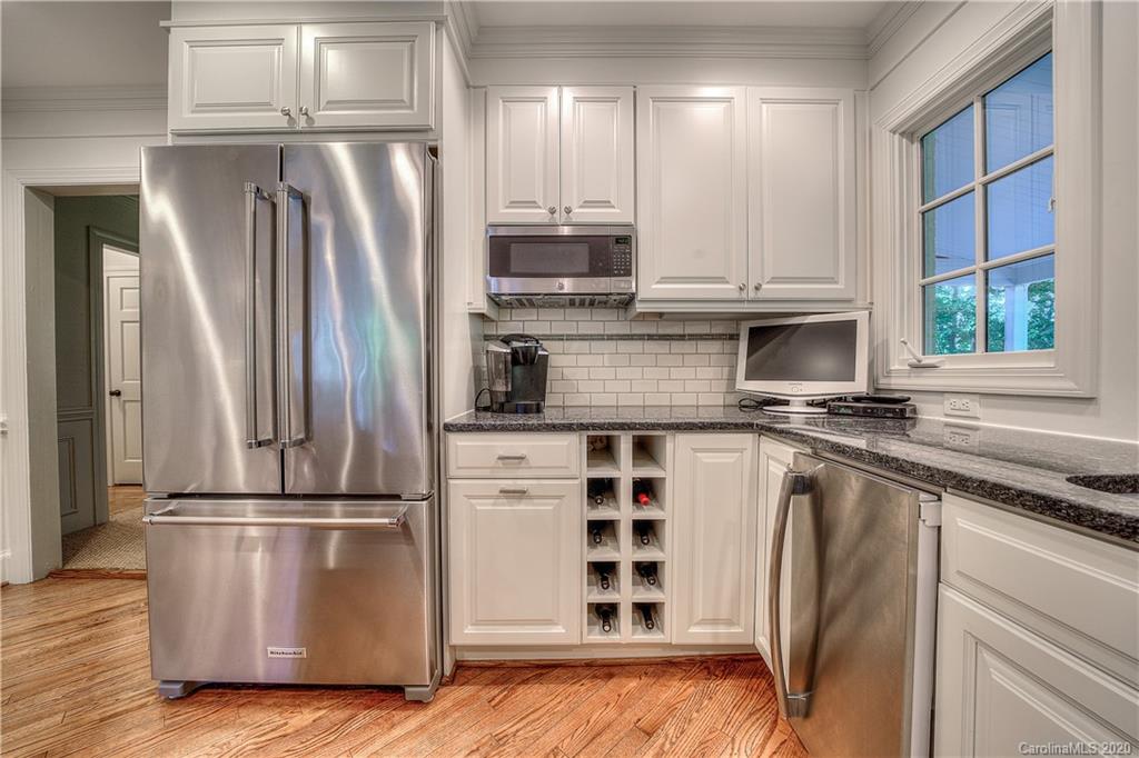4319 Belknap Road Charlotte, NC 28211 - Photo 17 of 40 Gallery Image 17